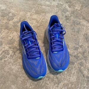 Brooks Athletic Shoes - Like-New